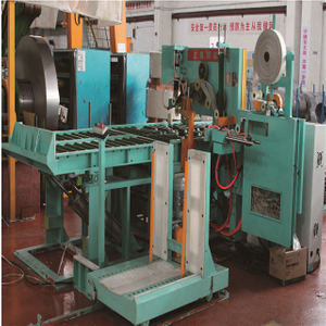 Halbautomatische horizontale Verpackungseinheit